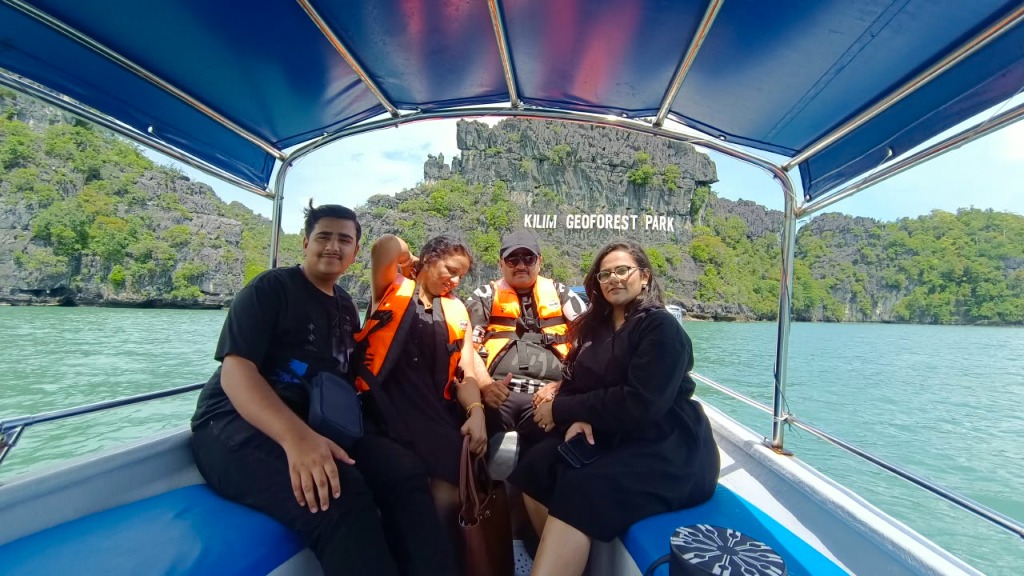 Kilim Tour Boat Group